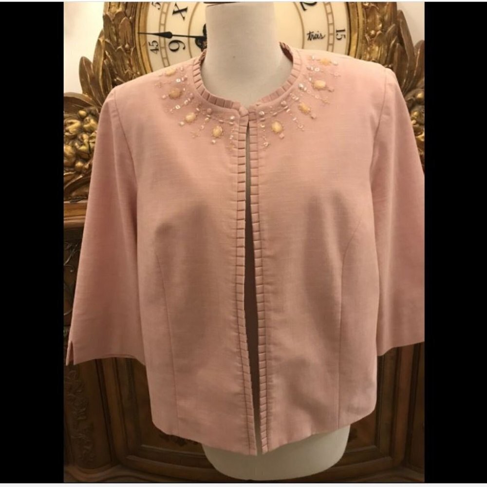 ALFRED DUNNER. Size 14P. Pink Open Front Jacket. Pleated Detailing. Beading. D